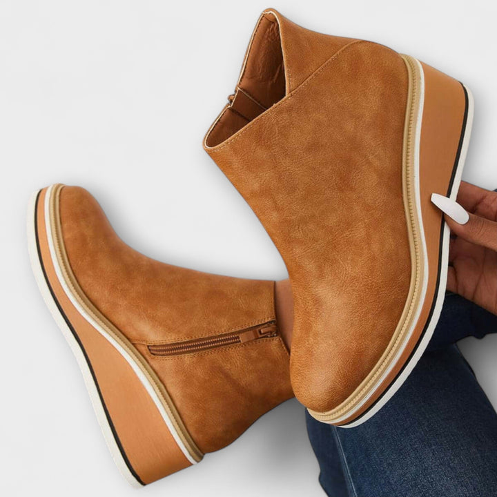 Marie- Botas Elegantes e Confortáveis