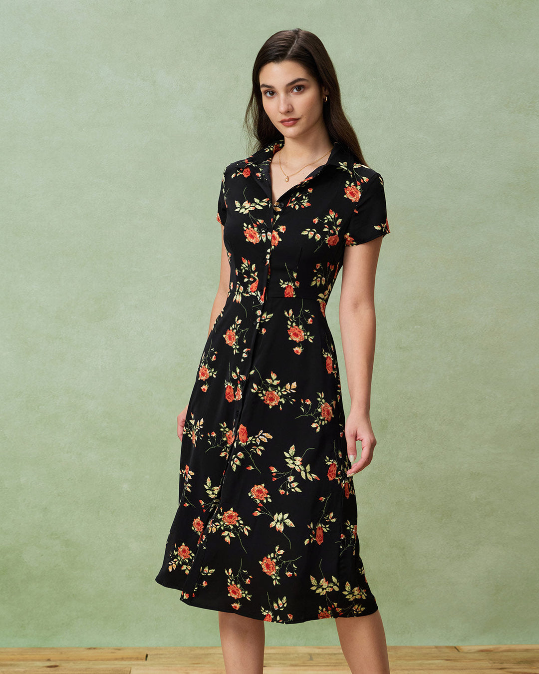 Glória | Vestido Midi Preto Floral