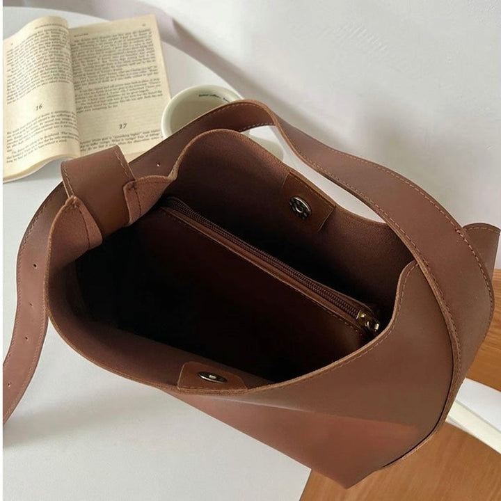 Lena | Bolsa Ombro Compacta Espaçosa Prática Elegante