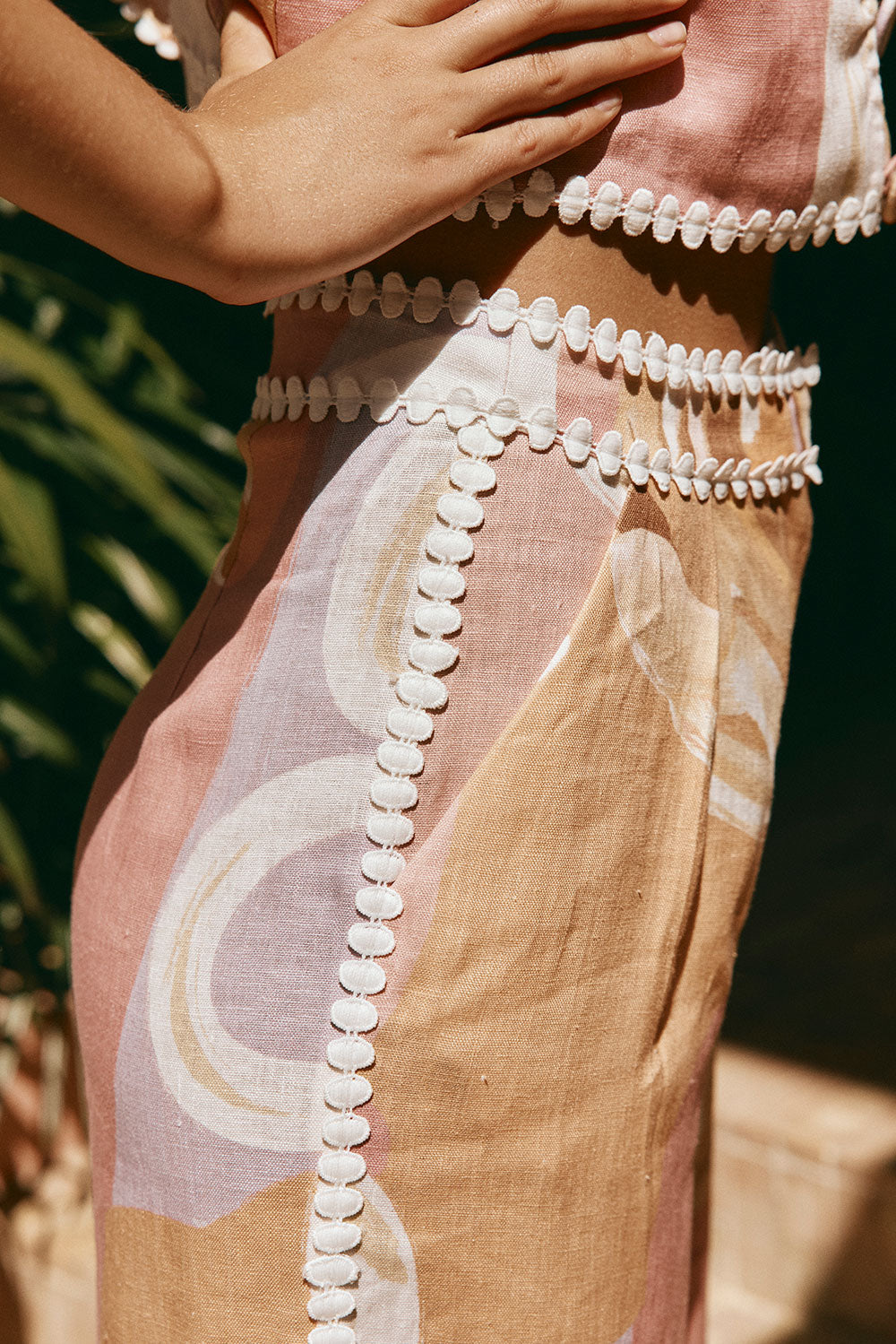 Diana| Calça de cintura alta com estampa artística