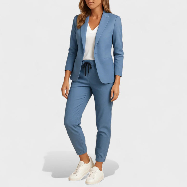 Gabriela - Conjunto Elegante com Casaco e Calças