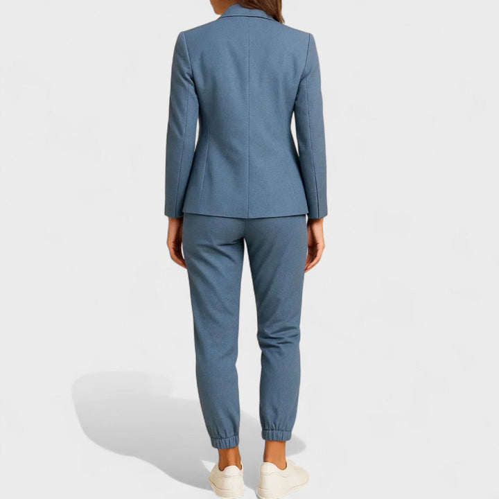 Gabriela - Conjunto Elegante com Casaco e Calças