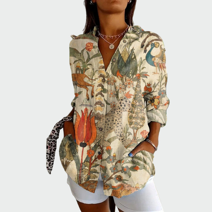 Camisa estilosa com estampa floral