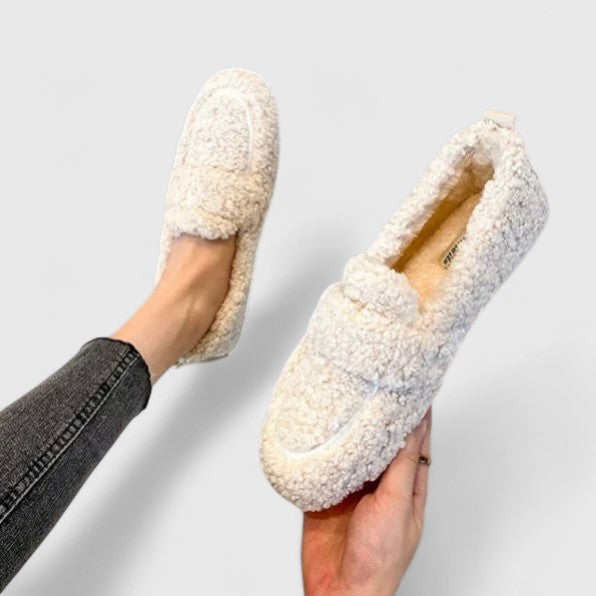Solenne™ Slippers | Elegância em Casa com Conforto Aconchegante
