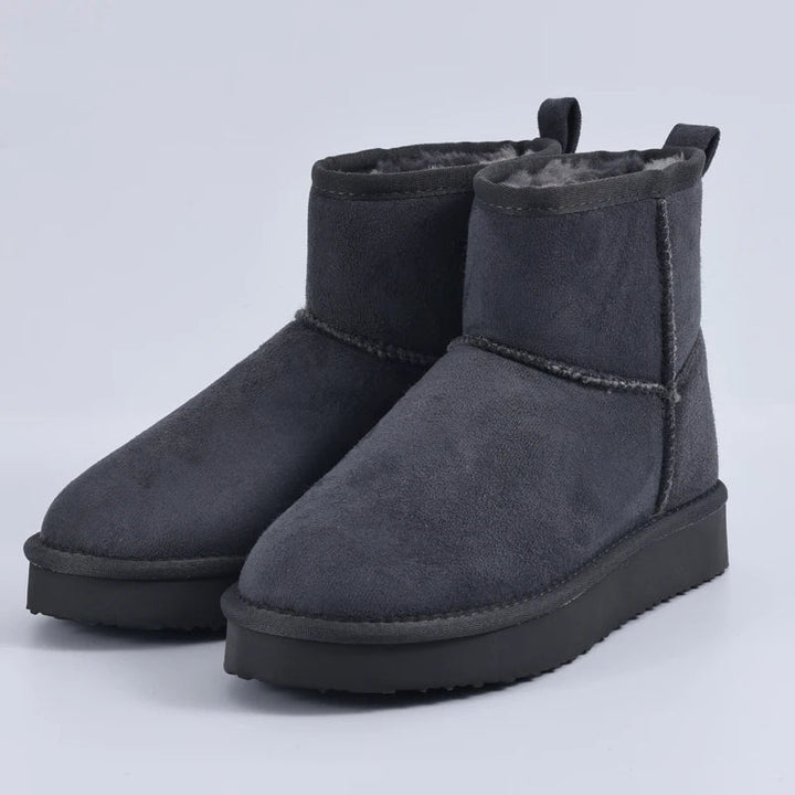 Amara | Bota Clássica Feminina de Inverno com Forro Peludo Interior