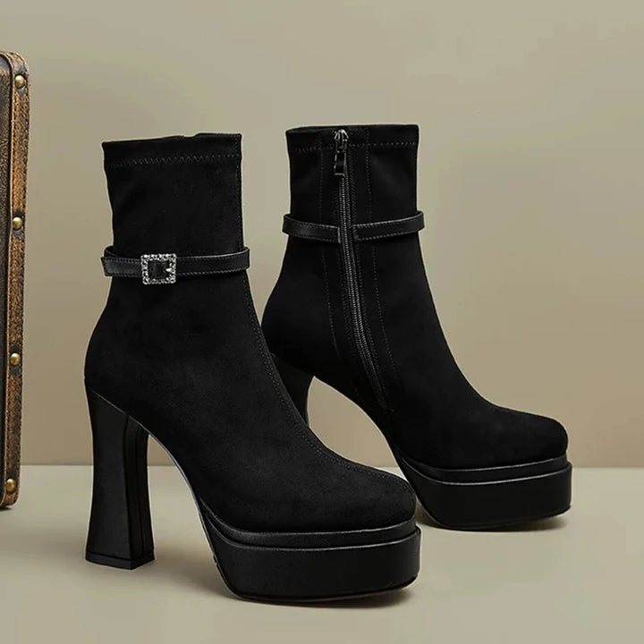 Yanete – Botas de plataforma de luxo com conforto e estilo em cada passo