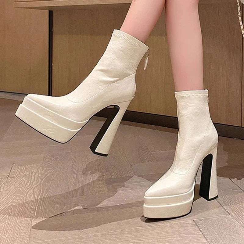 Andrea – O toque de luxo que transforma o seu look