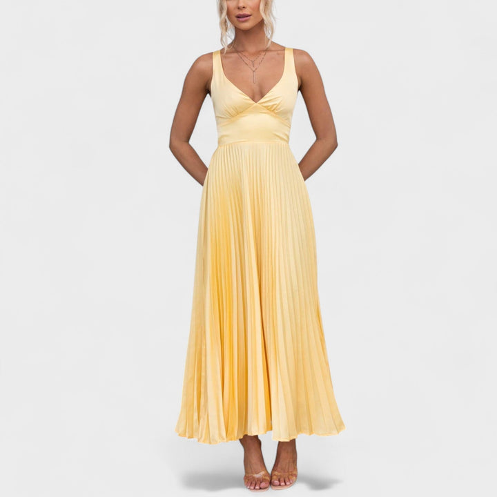 Aby - Vestido maxi amarelo plissado com decote em V