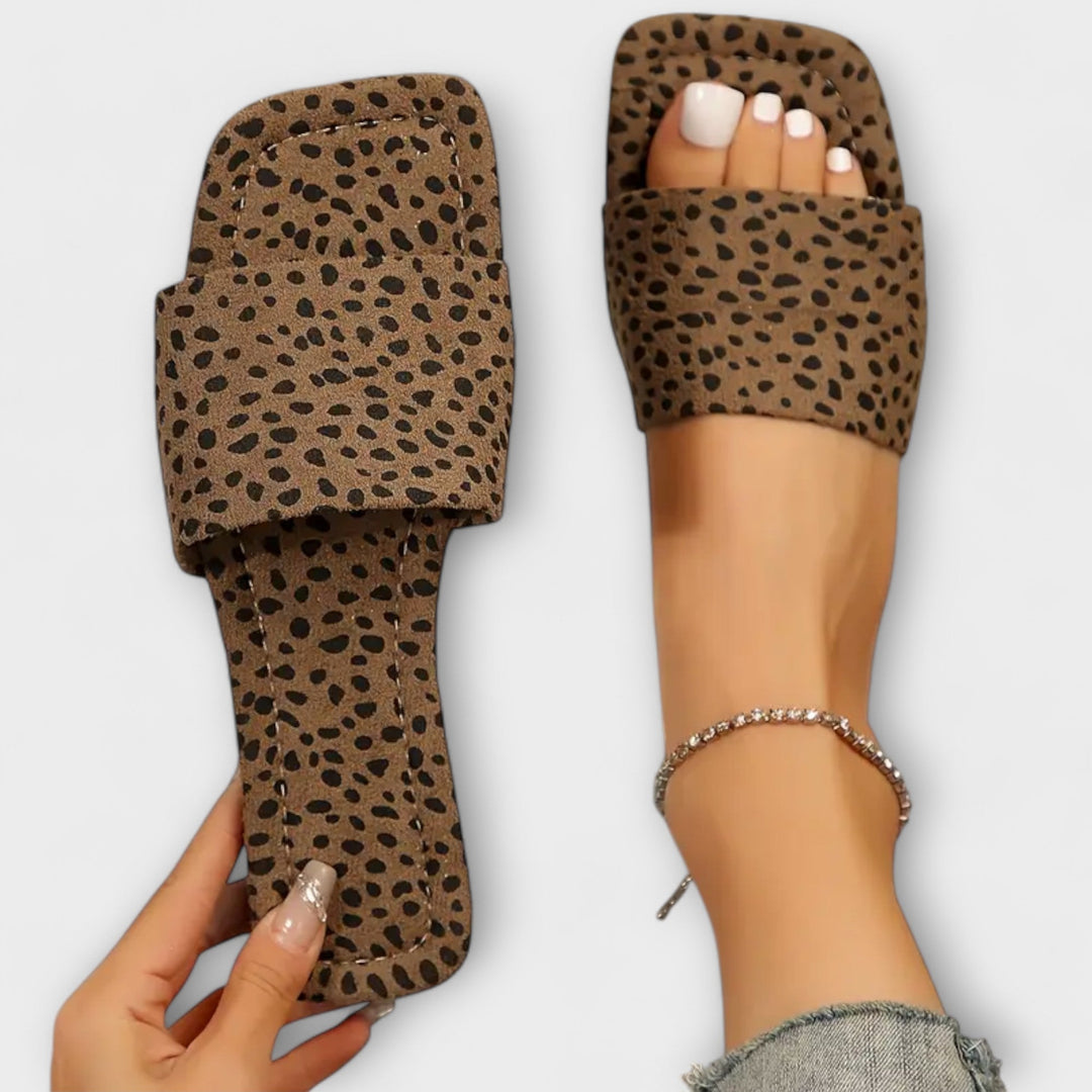 Elisabete-Mocassins rasos com estampado de leopardo